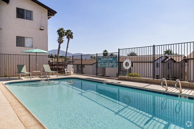 Building Photo - Valle at Canyon Rental