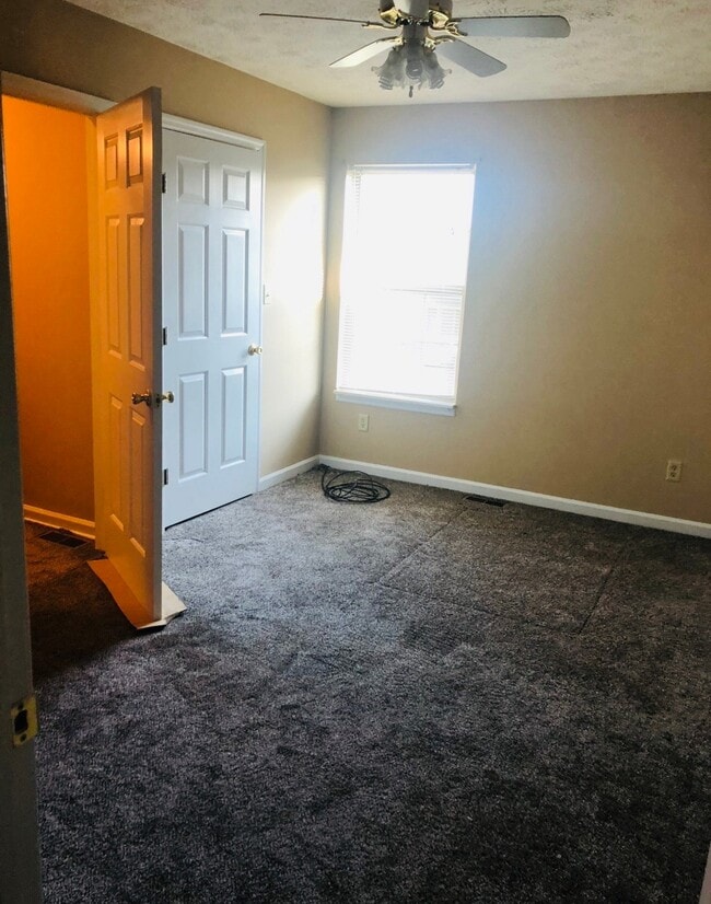 1021 Merrick Dr