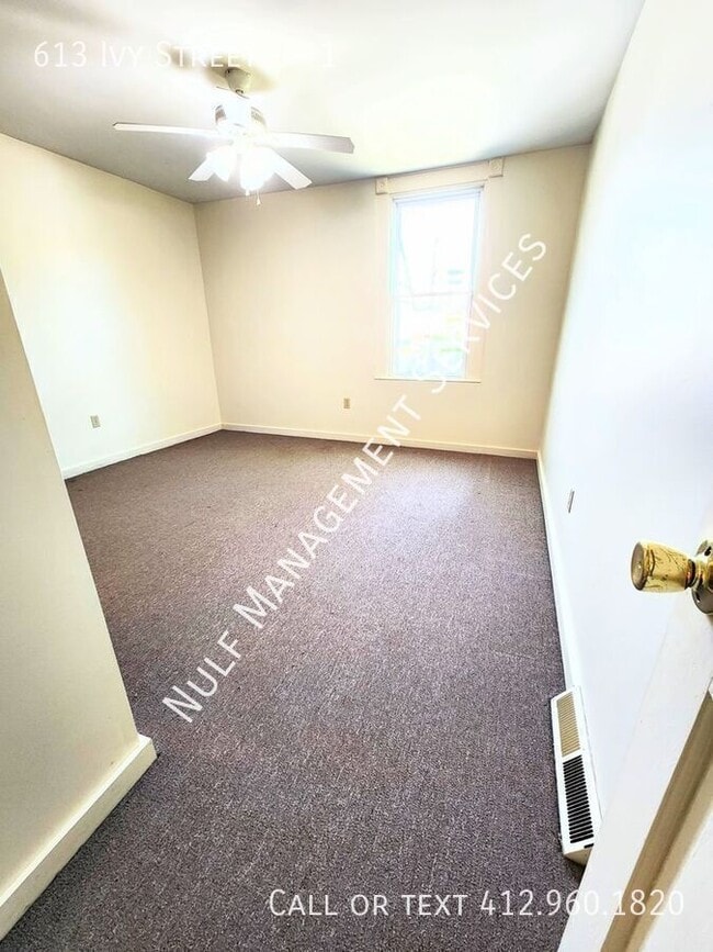 Photo - 613 Ivy St Unit 1