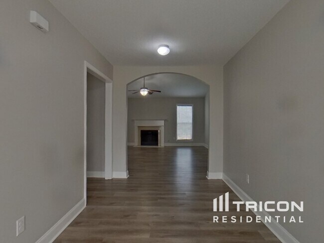 Photo - 508 Embassy Walk