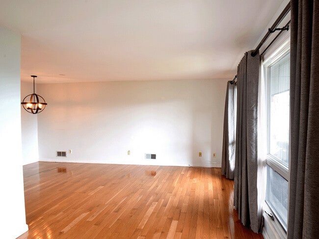 Photo - 204 Passaic Ave