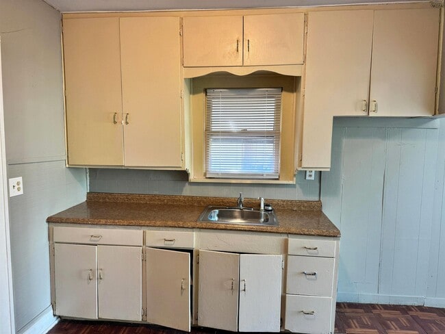 Photo - 3102 Cumberland Ave