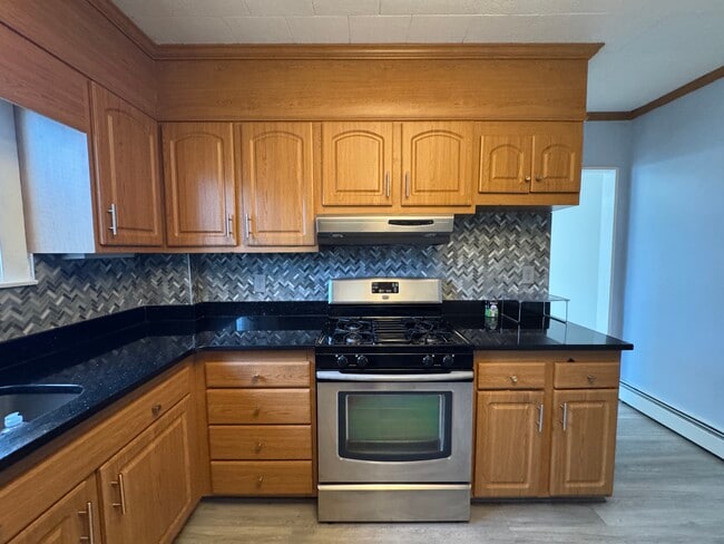 Photo - 722 Adams St Unit #3
