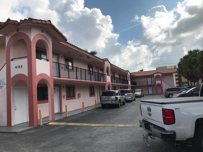 Building Photo - North Point Rental