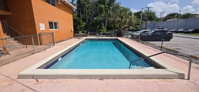 Photo - 7901 SW 64th St Unit 4