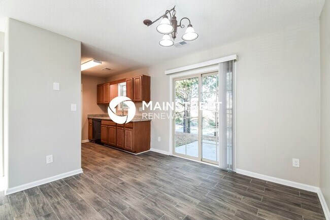 2 Bedroom Pet-Friendly Home in Cartersville, GA with Main Street Renewal