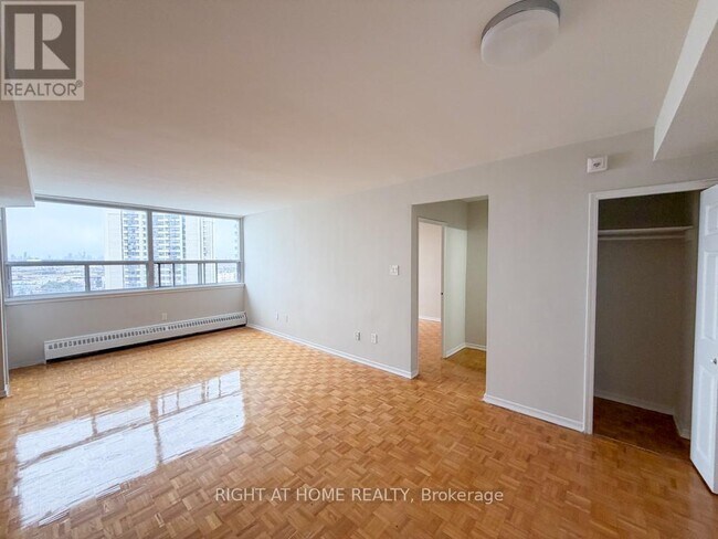 Photo - 1440 Lawrence Ave W Unit 1205