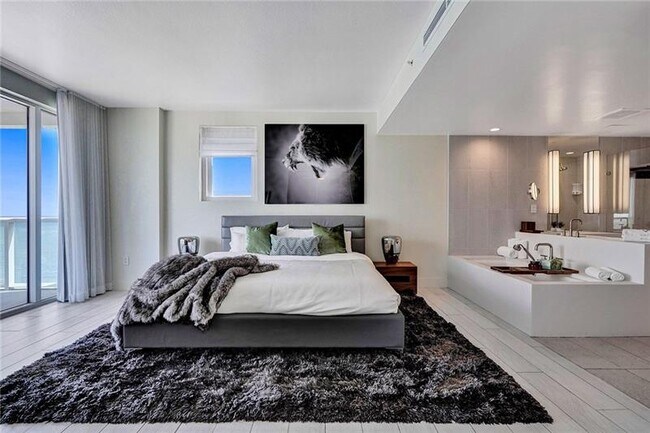 Photo - 3101 Bayshore Dr Unit 1806