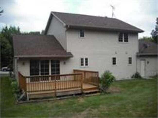 Photo - 2652 Maple Hills Dr