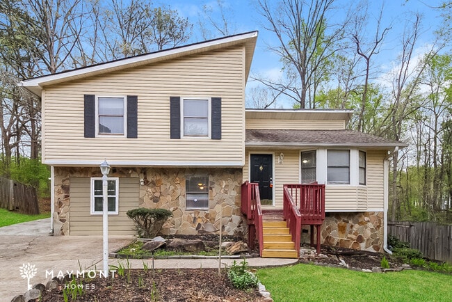 Building Photo - 3975 Tanglewood Rd