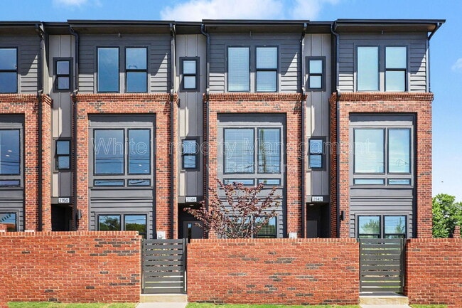Building Photo - 2146 N Graham St