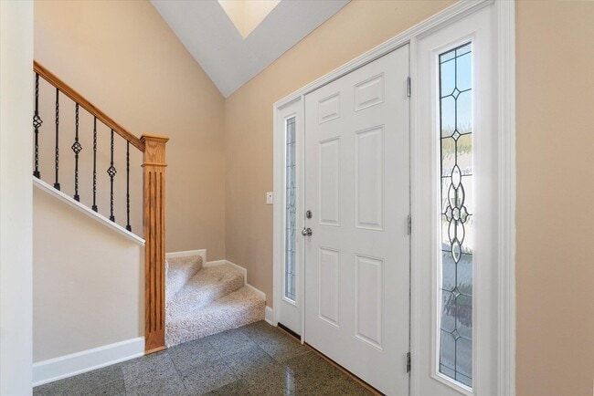 Photo - 400 N Village Cir