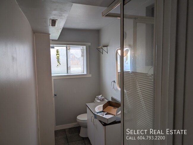 Photo - 9345 Charles St Unit B