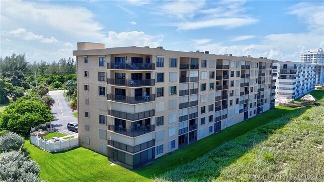 10200 S Ocean Dr Unit 510
