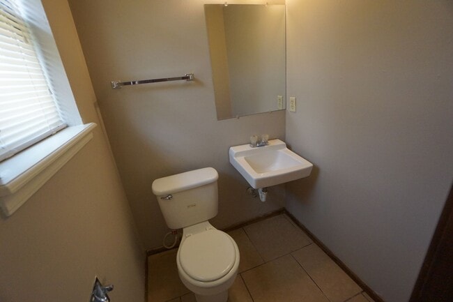 Nice 3 Bed 1.5 Bath House Total Electric - Nice 3 Bed 1.5 Bath House Total Electric