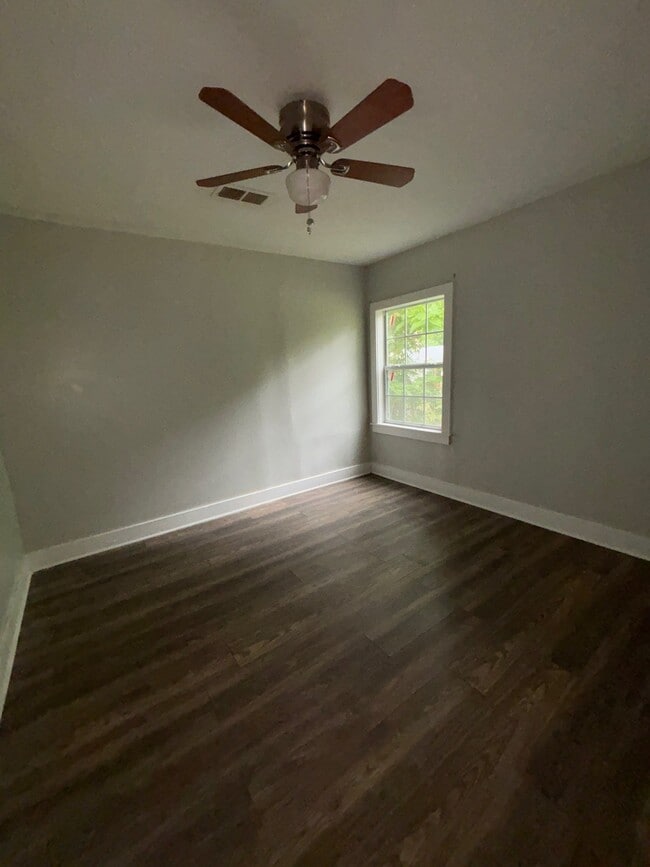 Photo - 110 Lookout Ave