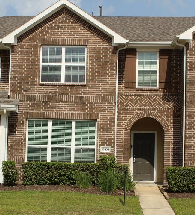 Building Photo - 15806 Perthshire Creek Dr