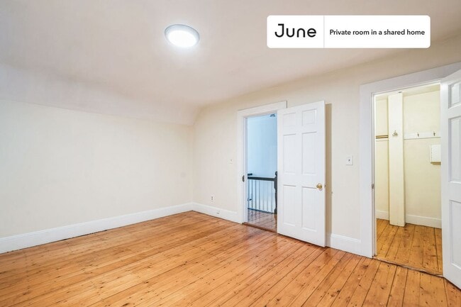 Photo - Room in Shared 4 bed/1.5 bath home Unidad D