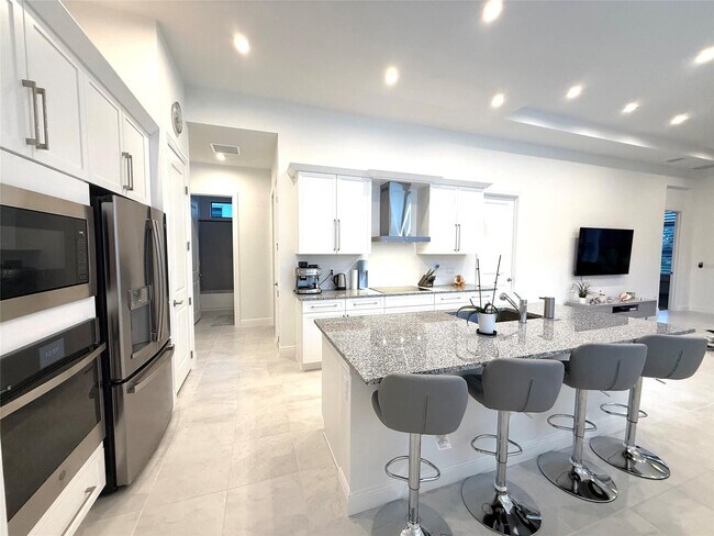 Photo - 187 SE Via Sangro