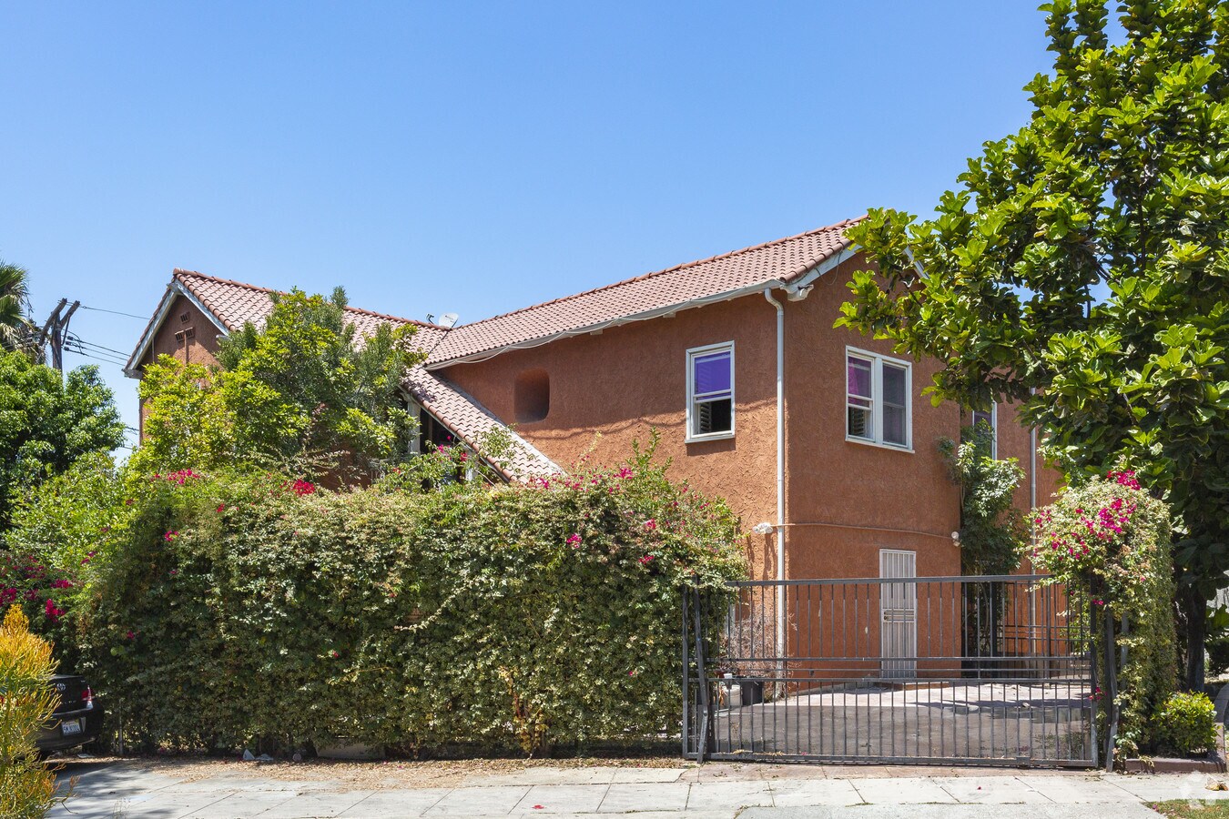 Photo - 1037 S Orange Dr