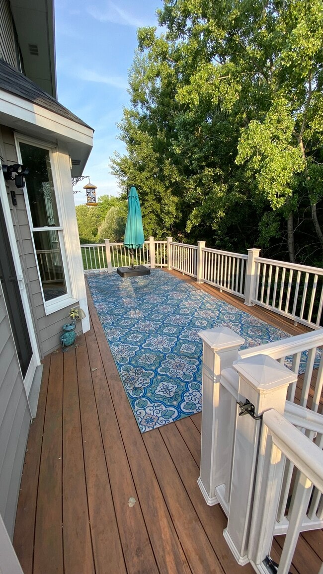 Photo - 10694 Maple Blvd