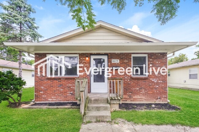 Building Photo - 4619 N Richardt Ave