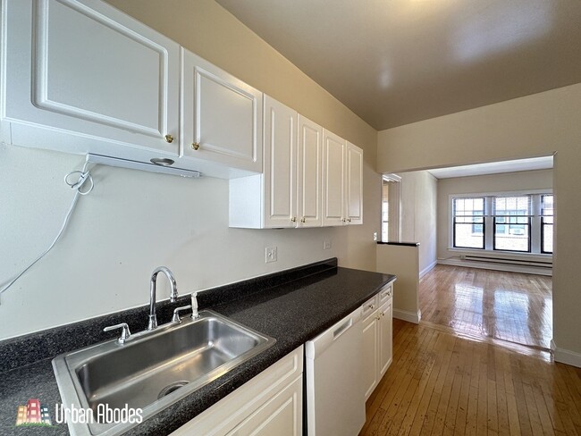 Photo - 1137 Oak Ave Unit 36647