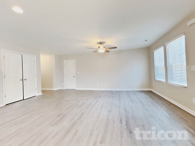 Photo - 4945 Westerly Dr