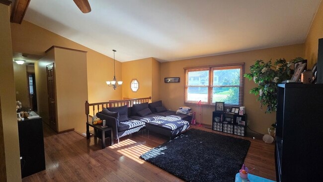 Photo - 3611 Fawn Ln