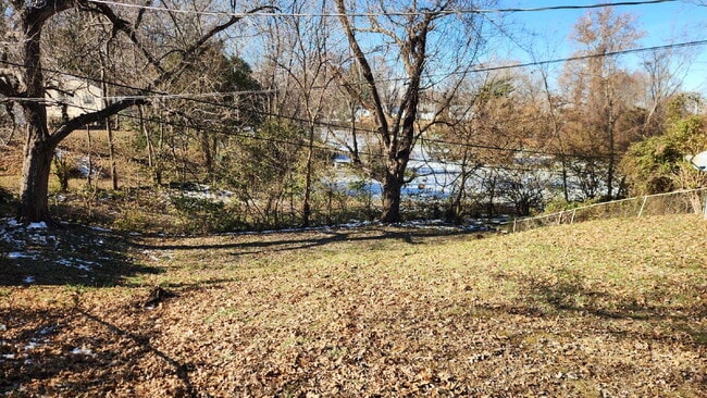 Photo - 248 Perthshire Rd