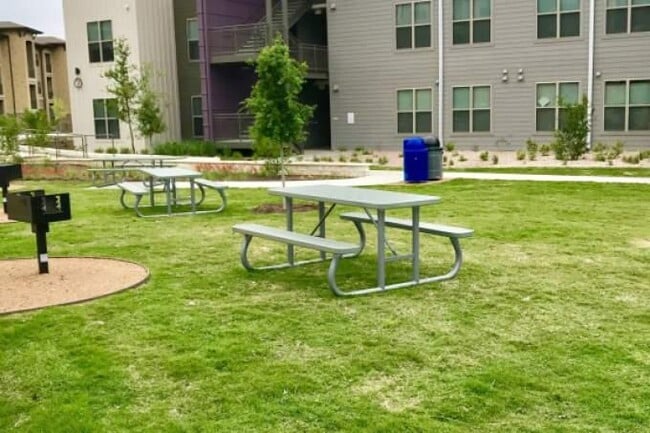 Photo - 3 bedroom in Austin TX 78726 Unit 3018