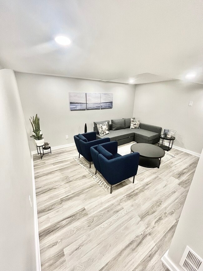 Photo - 51 Dun Skipper Dr Unit 51A