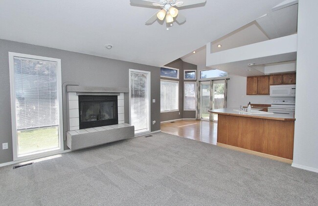 Photo - 12053 W Hickory Dr