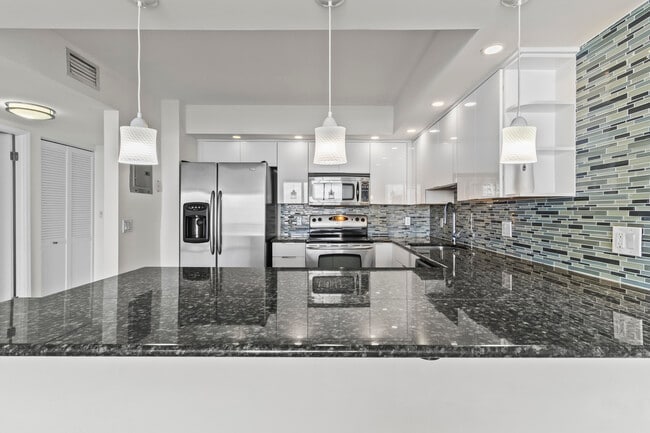 Photo - 2801 NE 183rd St Unit W1603