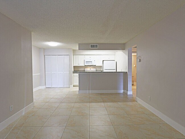 Photo - 5321 Summerlin Rd Unit Mystic Gardens 5321-2105