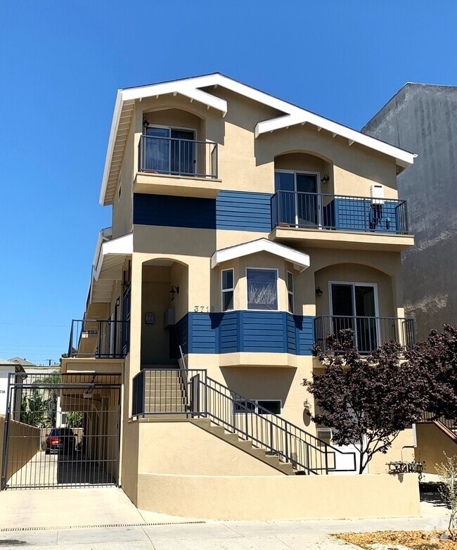 Building Photo - 3718 Glendon Ave Unit A Rental