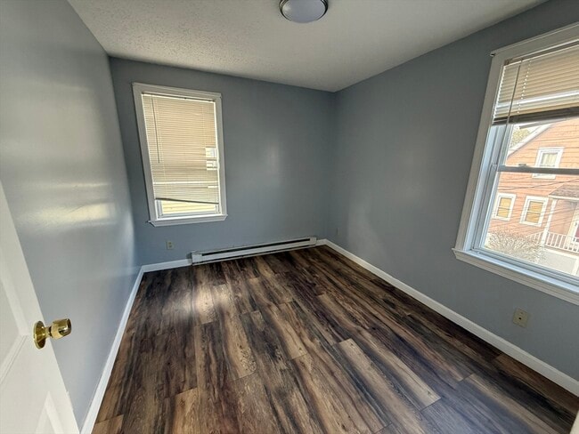 Photo - 18 Meadow St Unit 2