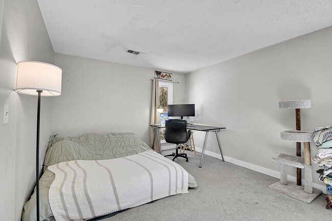 Photo - 1890 Argentine St