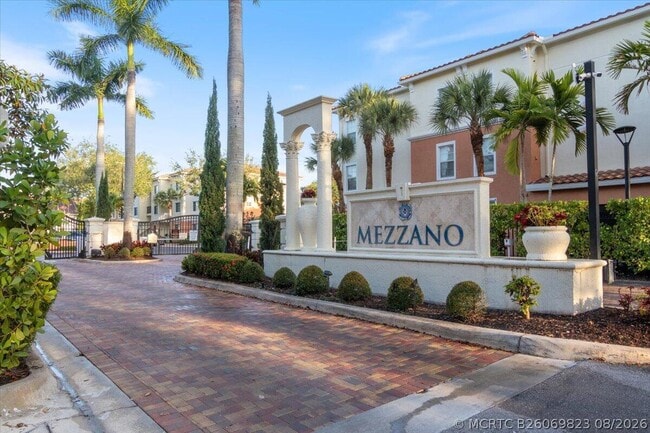 Photo - 9857 Baywinds Blvd Unit 9212