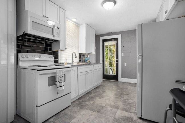 Photo - Call Sabrina Thomas Office at 757-767-0767...