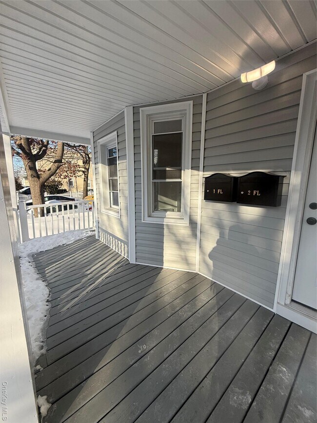 Photo - 112-01 95th Ave