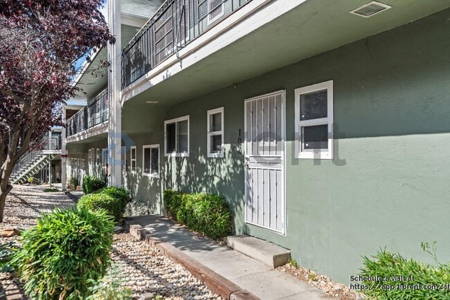 Photo - 24035 2nd St