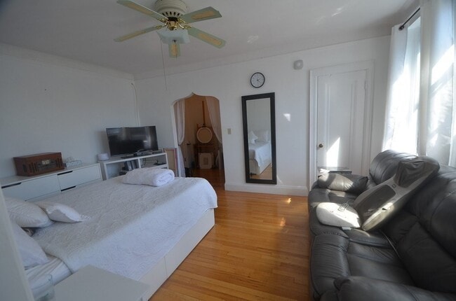 Photo - 141 Englewood Ave Unit 43