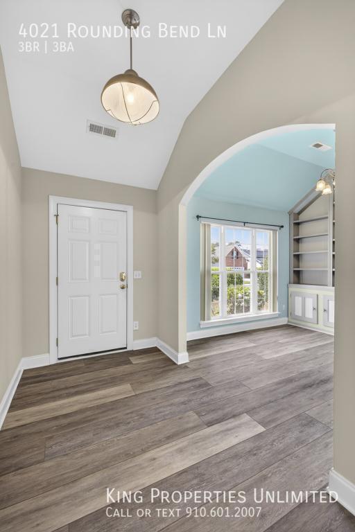 Photo - 4021 Rounding Bend Ln