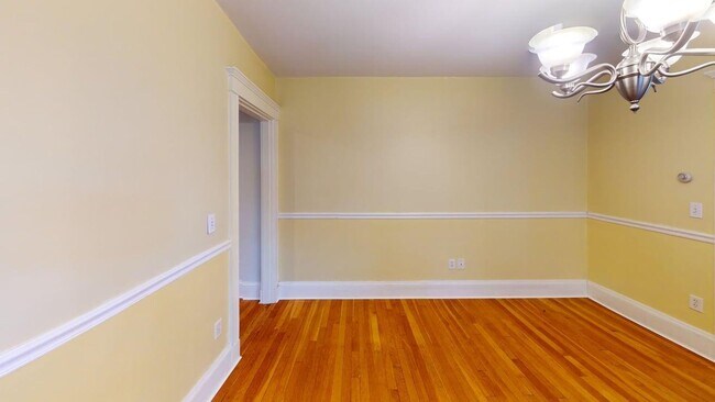 Photo - 189 Wordsworth St Unit 1