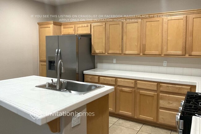 Photo - 1063 Burson St