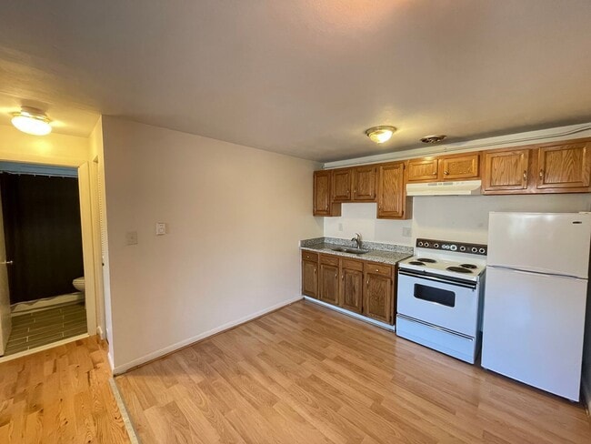 Photo - 183 Loudon Rd Unit Apartment 7