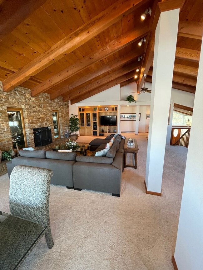 Photo - Large fully furnished beautiful home w/ boat dock avail. for a longterm lease or seasonal lease! ...