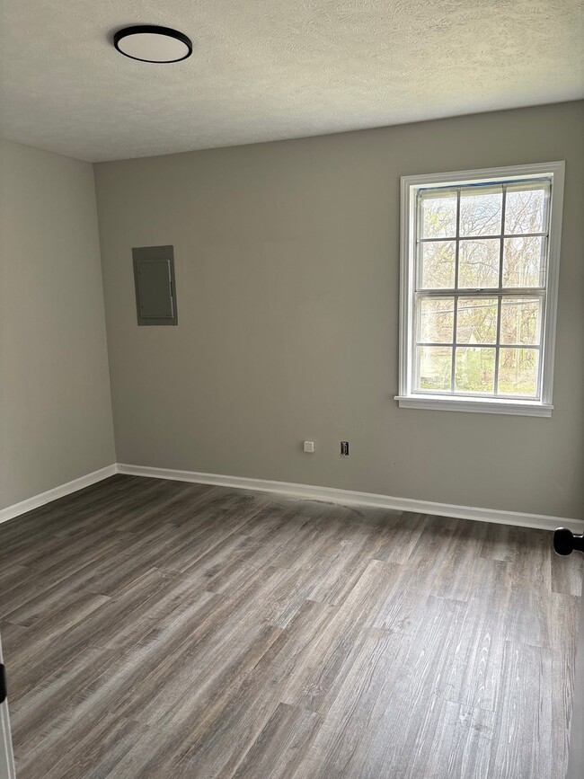 Photo - 40 W Cooper St