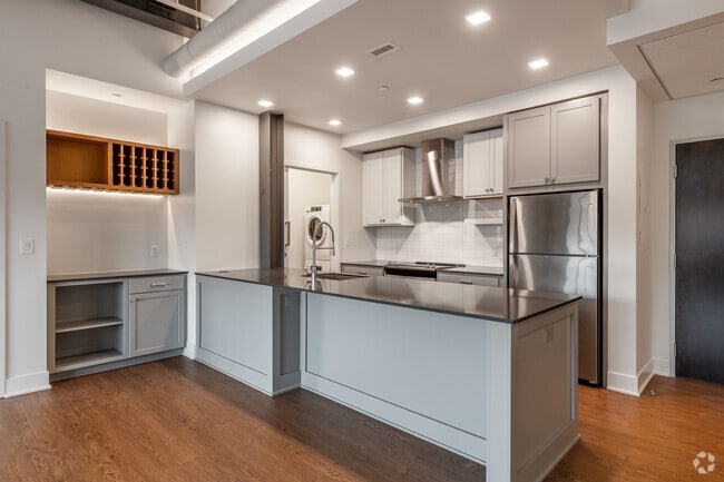 2BR, 2BA